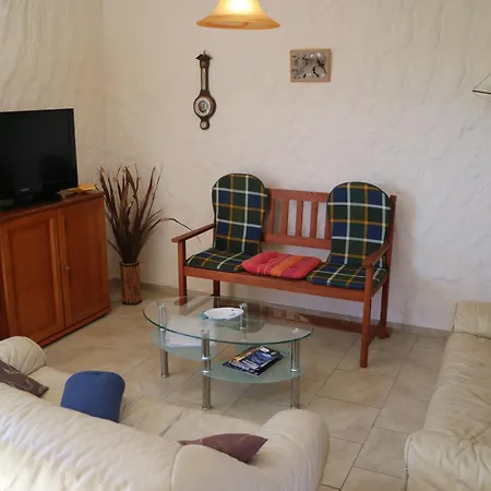 Ferienhaus In Mit Eigener Terrasse * Dierhagen