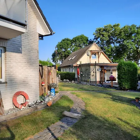 Ferienhaus In Mit Eigener Terrasse * Dierhagen
